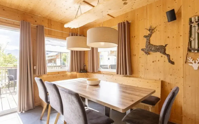 Superior Chalet With Whirlpool