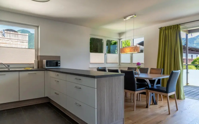 Fourteen 4 0 Zell am See S P