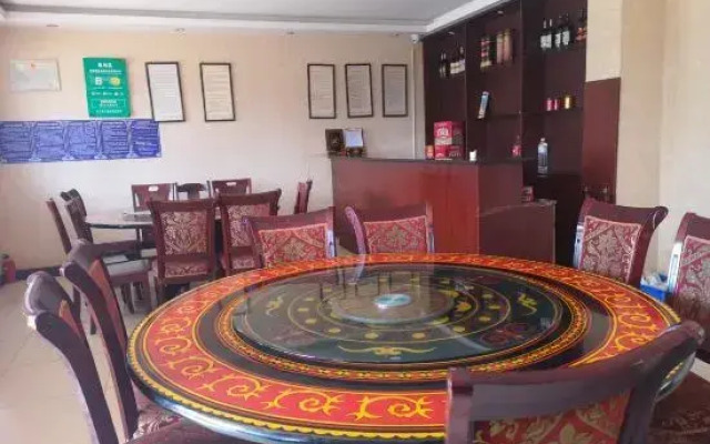 Red Clay Image Hotel Kunming