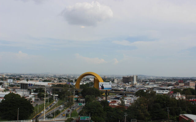 Eco Hotel Guadalajara Expo