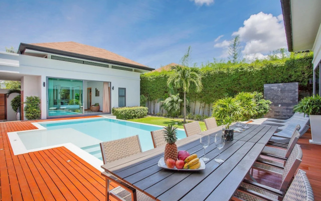 Blissful Stay at Grand Villa Tangerine