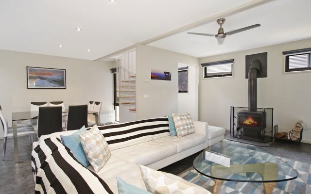 Breakaway Bright - Superb Townhouse