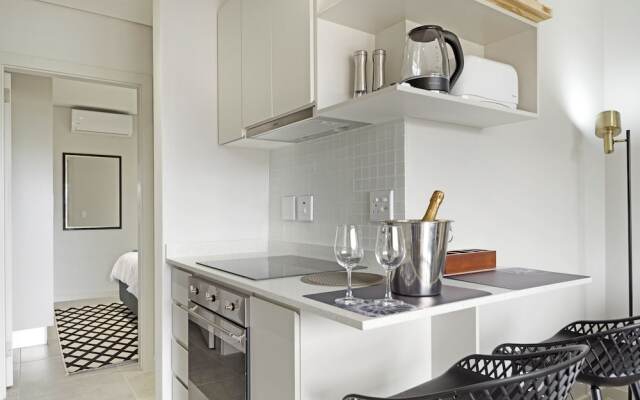 601 at Two six two Florida Road