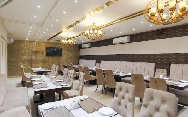 Hotel 16 by OYO Rooms