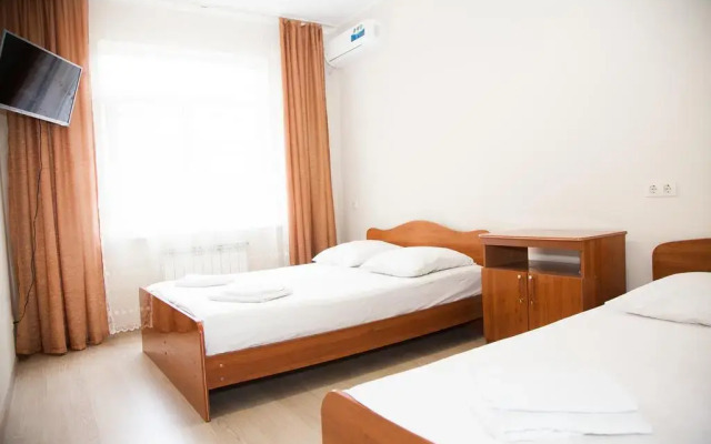 Leto Guest House
