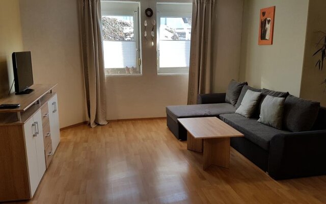 Ferienwohnung Nira