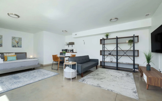 20 Min to Mt Bachelor! Perfect Basecamp for Skiers