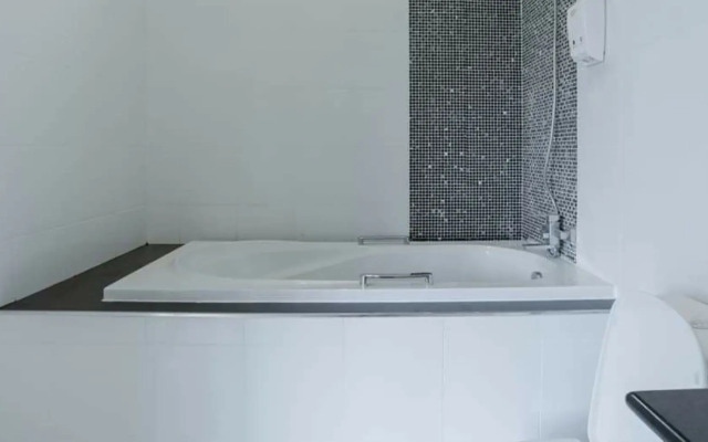 J Pool Villa Huahin