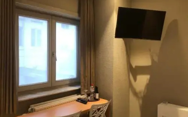 Hotel Duivels Paterke Harelbeeksestraat 29, 8500 Kortrijk