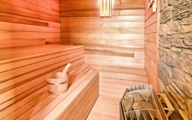 Lush Chalet In Septon With Sauna