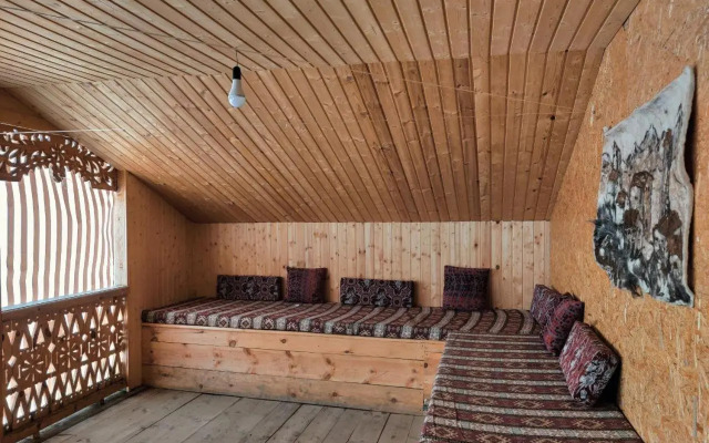 Guest House Shenako Veranda