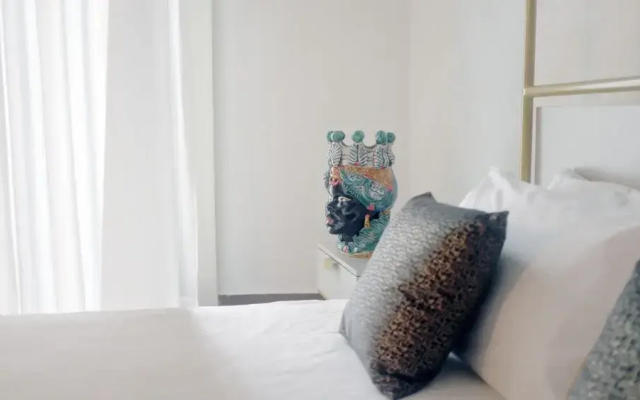 Scene Suites Apartments