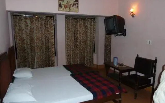Hotel Paradise Guest House