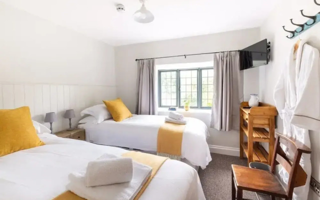 The Bell at Sapperton