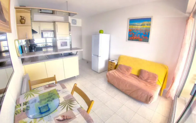 Apartment With 2 Bedrooms in Palavas-les-flots, With Wonderful sea Vie