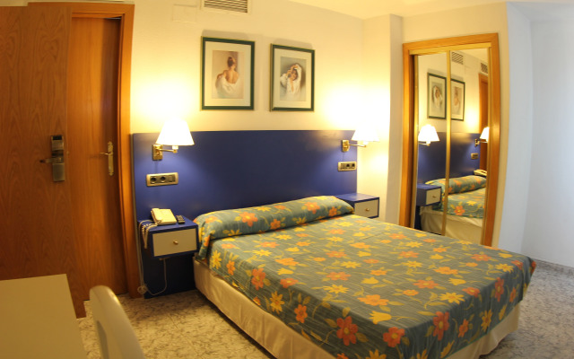 Hotel Marina Azul