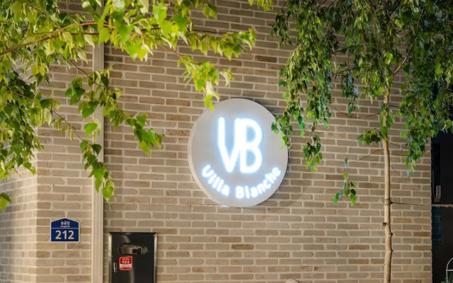 Yangpyeong Villa Blanche Dokchepension