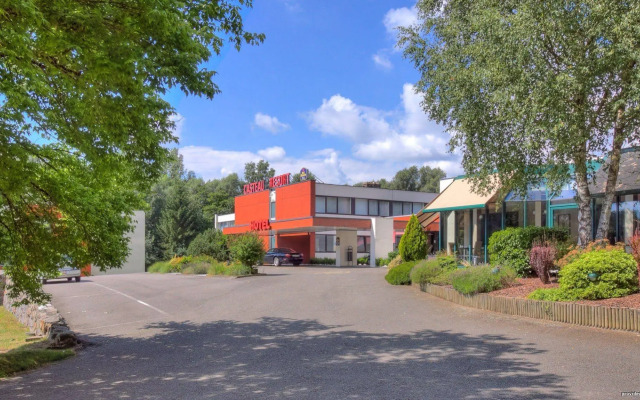 Hotel & Aparthotel Casteau Resort Mons