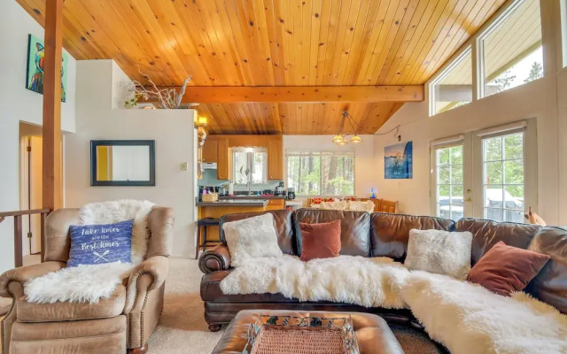 Cozy Groveland Chalet Near Yosemite!