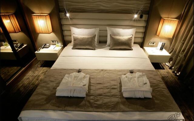 RYS Hotel & Restaurant
