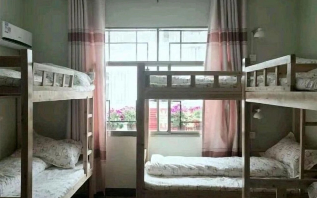 Huashijian Youth Hostel – Guest Rooms – Hengyang