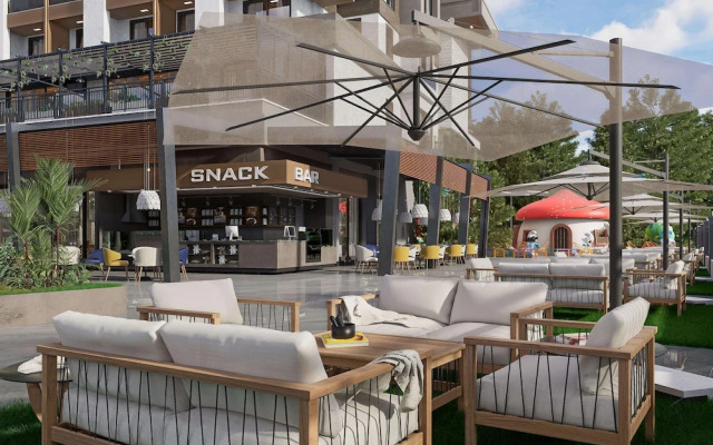 Almaris Resort Hotel