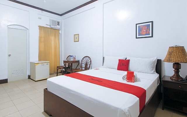 RedDoorz @ Marifa Hotel Angeles Pampanga