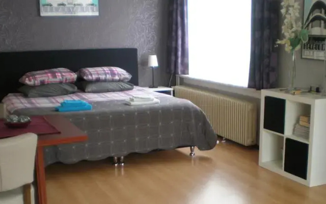 Bed en breakfast Flamingo-Utrecht