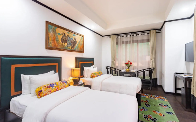 Hotel Lo Mustang