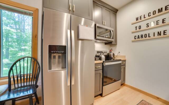 Modern Bellaire Condo: Pool Access, Near Skiing!