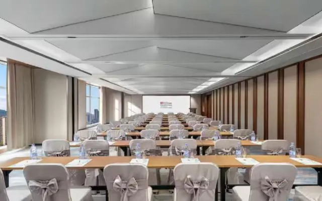 Hilton Garden Inn Xingyi Wanfenglin