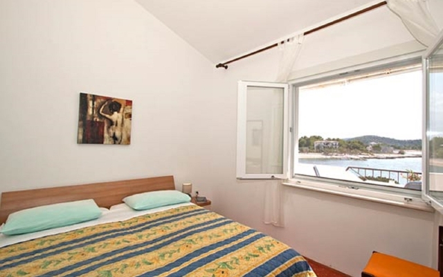 Apartment Ziva - by the beach; A2 Cove Lozica (Rogoznica), Riviera Sibenik