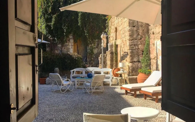 Saint Artemios Hotel and Oriental Suites