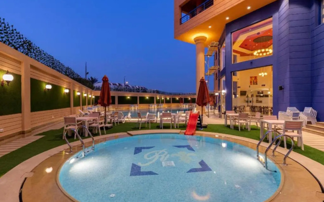 Royal Day Plaza Hotel