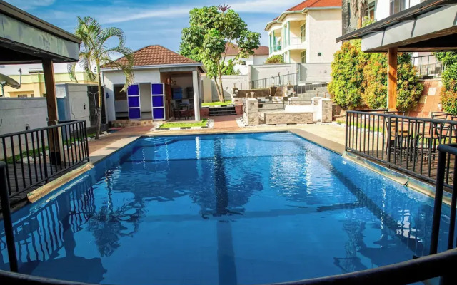 Net Luna Villa Hotel and Tours