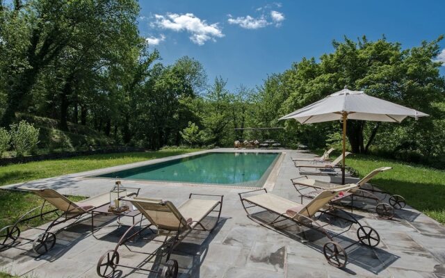 Belvilla by OYO Villa Arnia