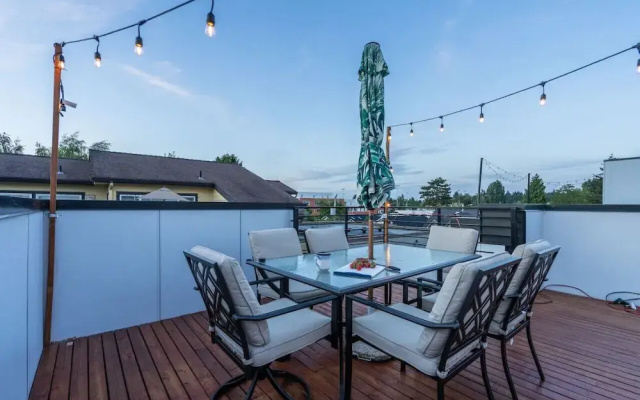 Rooftop Vibes! Greenlake UW Near Downtown