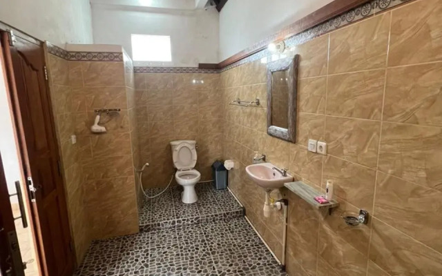 Bukit Luah Sidemen Guesthouse