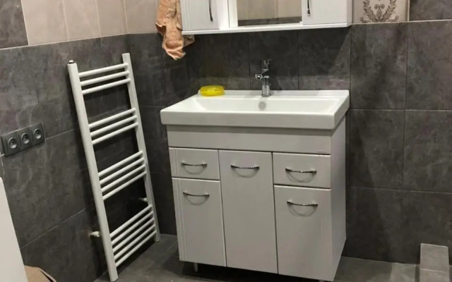 2 Bedroom 2 Bathromm Apartment on Rostom Street