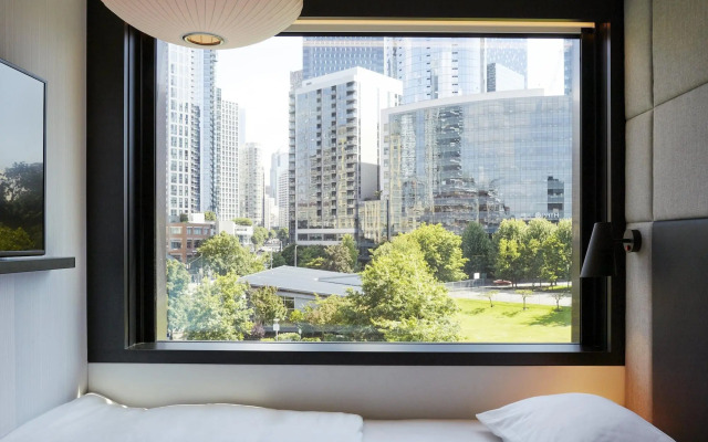 citizenM Seattle South Lake Union