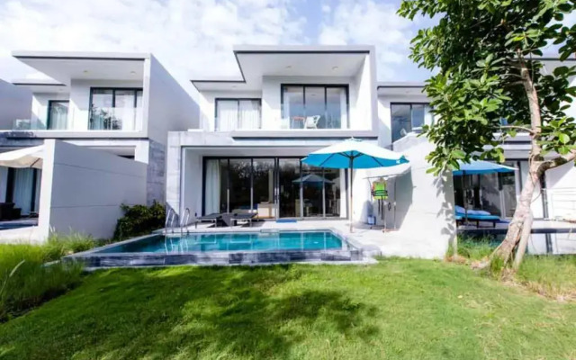 The Point Villas Resort by Danatrip