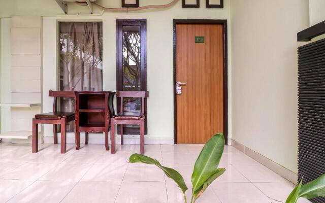 OYO 1445 Jimbaran 12 Residence