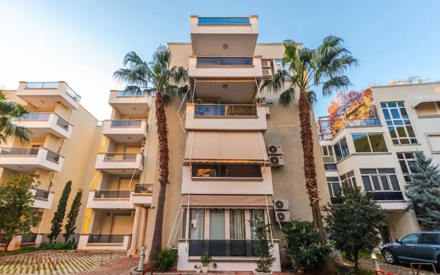 Stylish Apartment by the Beach Free Parking