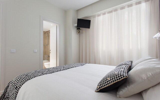 Passeig de Gracia Apartment