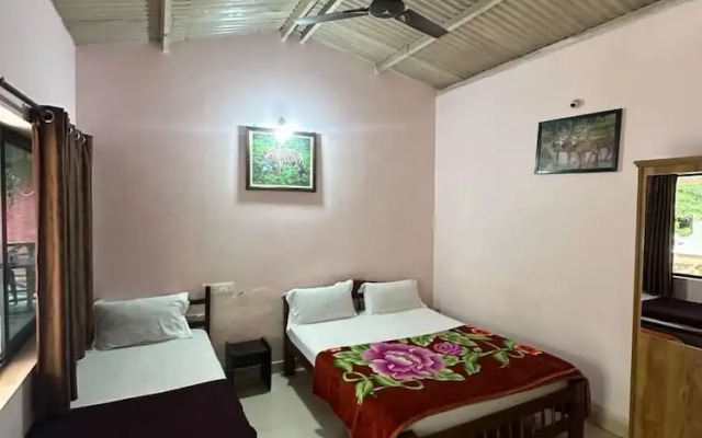 The Big Cat's Den - Maravakandy Resort