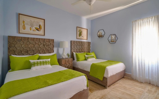 Beach Condo w Sea View B-302 Costa Atlantica