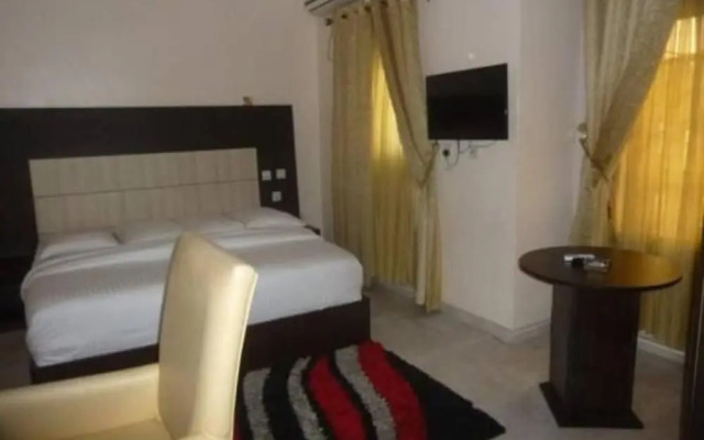 Meritz Hotels & Suites