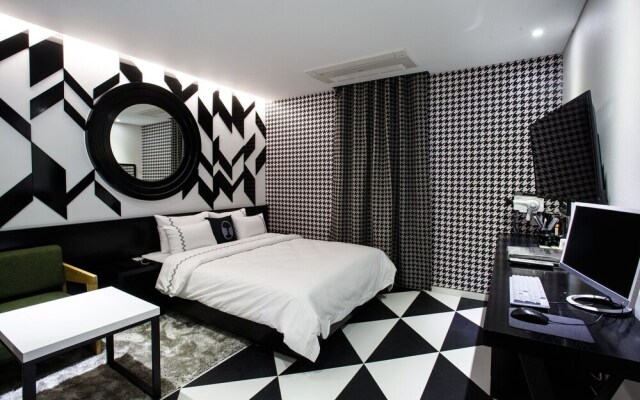 Iksan Mary Hotel
