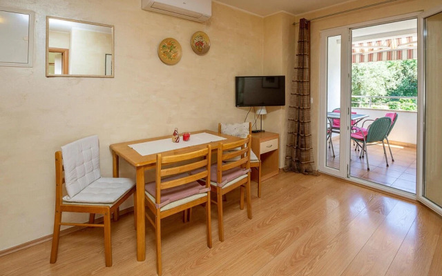 Stunning Apartment in Rovinj With Wifi and 2 Bedrooms