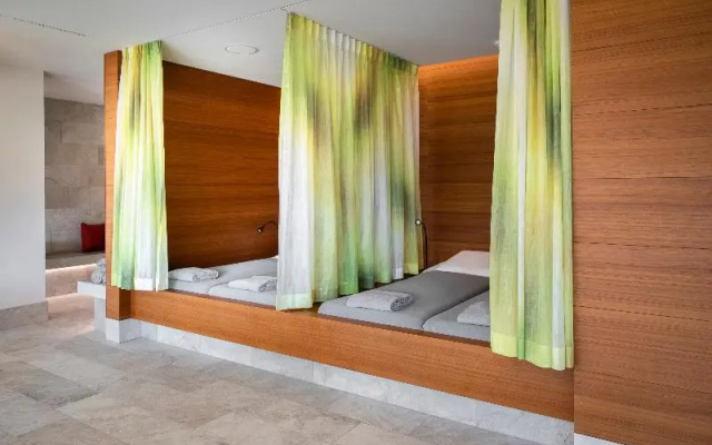 Waldhotel by Bürgenstock – Guest Rooms – Ennetbuergen